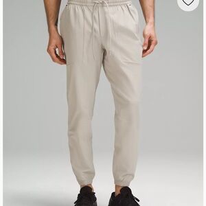 Lululemon License Train Jogger men’s large